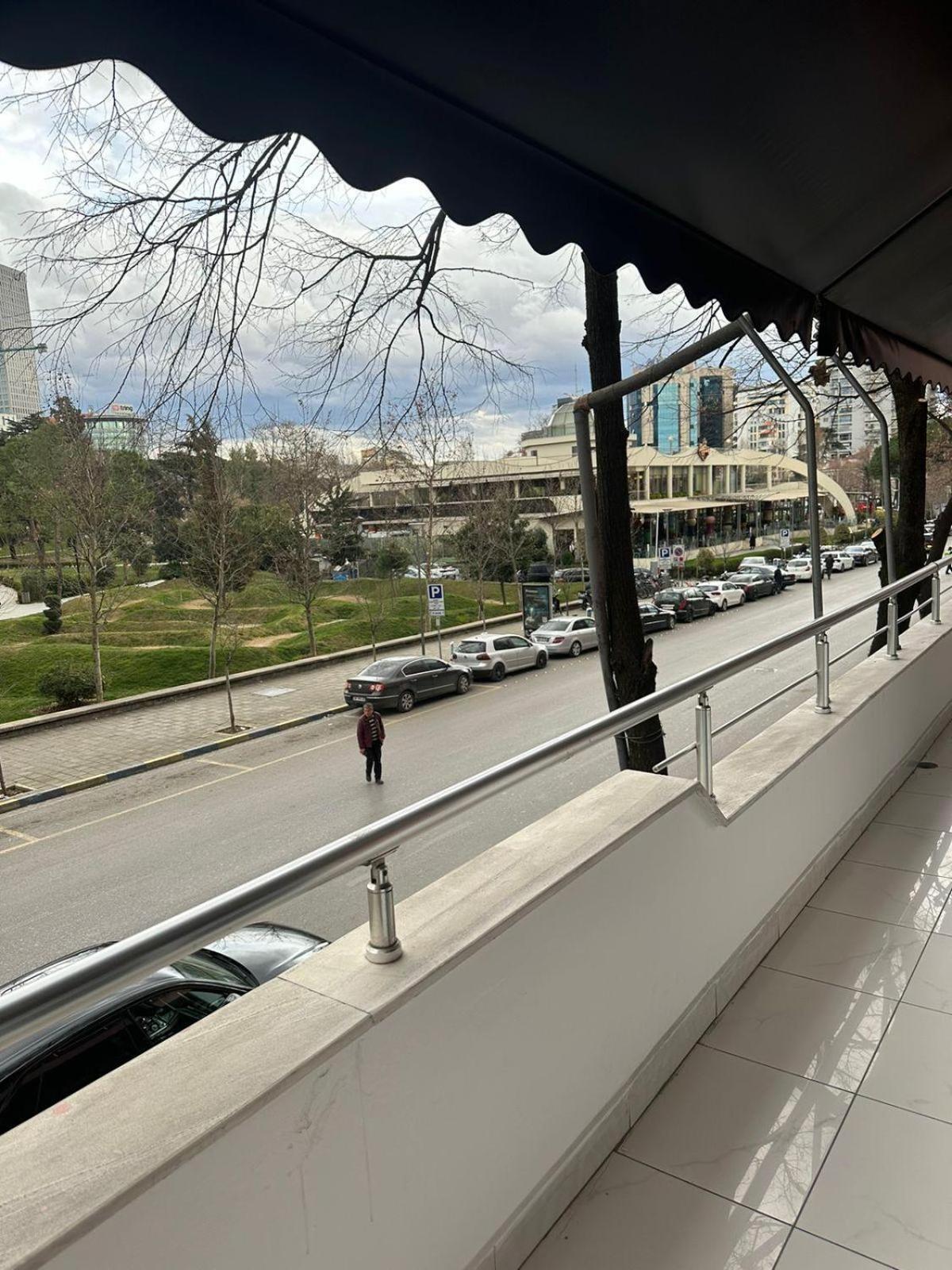 Park View Central Apartment Tirana Kültér fotó